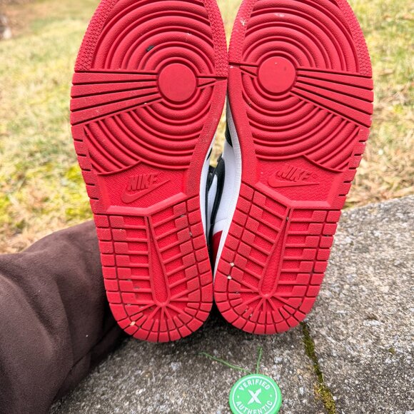 Jordan 1 Retro High Satin Black Toe Women's Sneakers - Picture 7 of 10